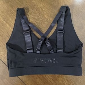GYMSHARK - Studio Sports Bra